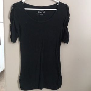 Black Quarter Sleeve Top